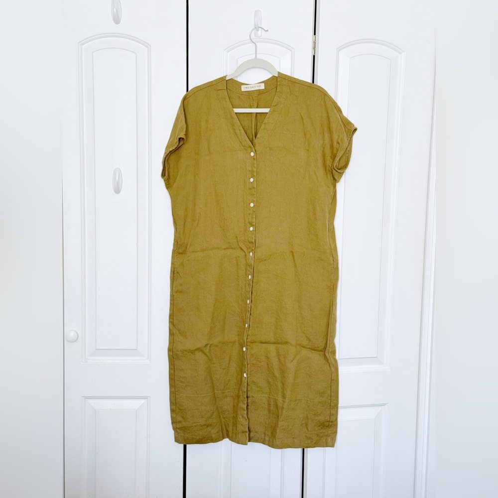 Moss Green Kaneko Button Down Dress from Two Days Off Clothing